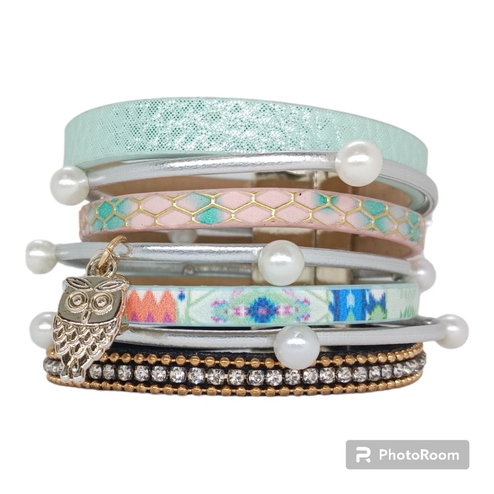 Magnetic cuff leather bracelet